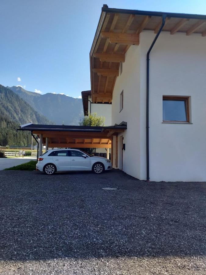 Grosszuegiges Apartment Georg Mayrhofen Barrierefrei Hollenzen Exterior photo